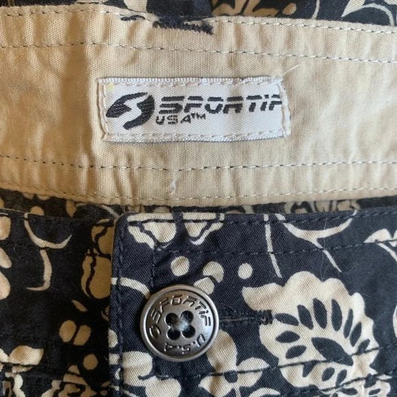 NWT Sportif USA Women’s Floral High Rise Shorts Size 12 - Picture 4 of 6